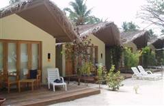 【成都直飞】〈马尔代夫-白金岛 Adaaran hudhuranfushi-5晚7天〉3晚沙屋 2晚水屋